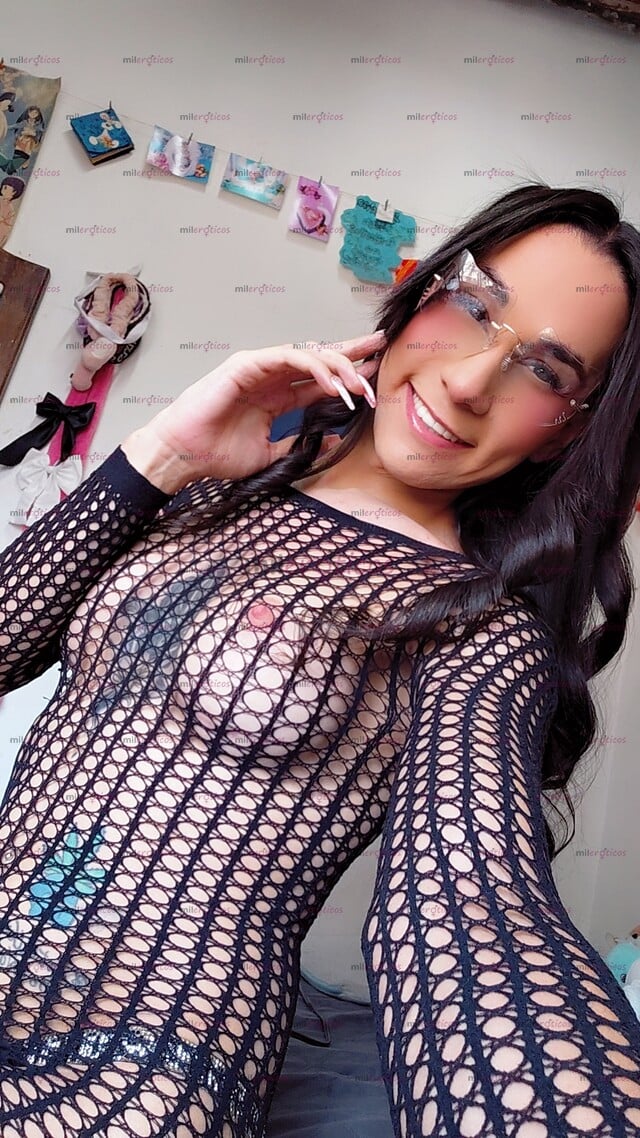 FOTOS DE SEXY DOL TRANSGÉNERO, MUY SUMISA Y DEMASIADO HORNY PARA TI.
