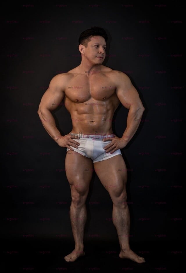 FOTOS DE MODELO DE ALTO NIVEL EN MEDELLÍN EXCLUSIVO Y COMPLACIENTE
