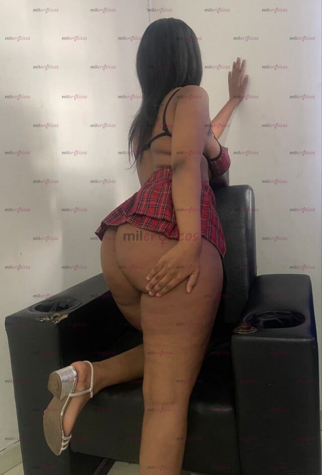 FOTOS DE RICA Y SENSUAL MORENA DE CULO GRANDE DISPUESTA A COMPLACERTE