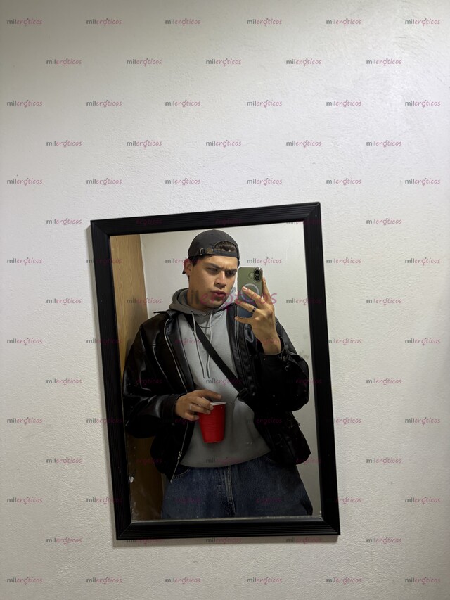 FOTOS DE BIG BOY GUAPO, VERGON, CULON Y LECHERO DISPONIBLE PARA TI