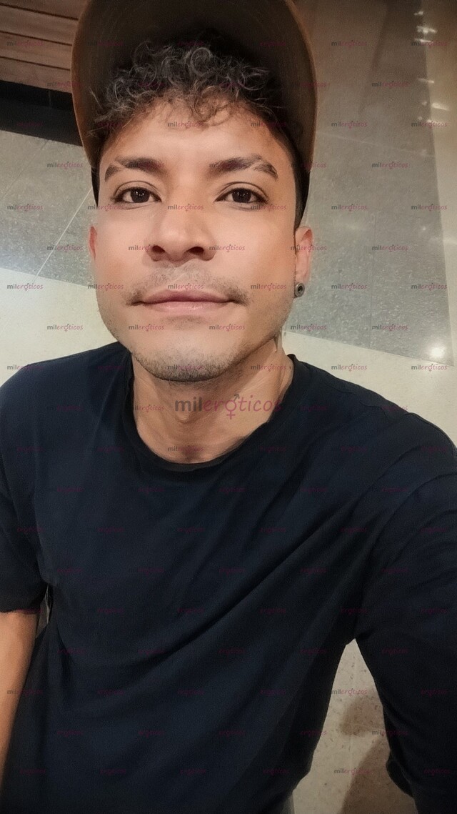 FOTOS DE MACHO VENEZOLANO VERGON 20C DISPONIBLE EN CALI, HAGO SALIDAS.