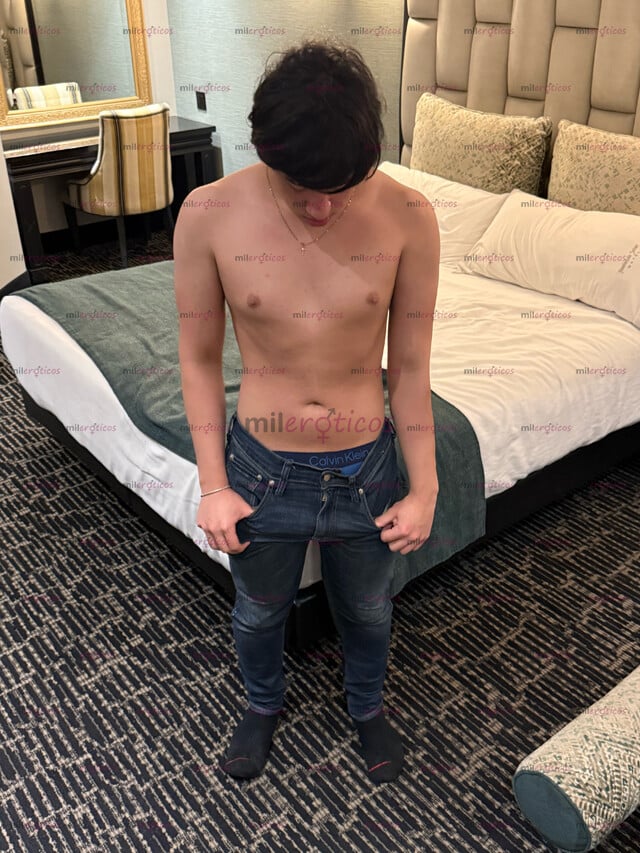 FOTOS DE MORRITO DE 19 AÑOS CULON Y BIEN CALIENTE