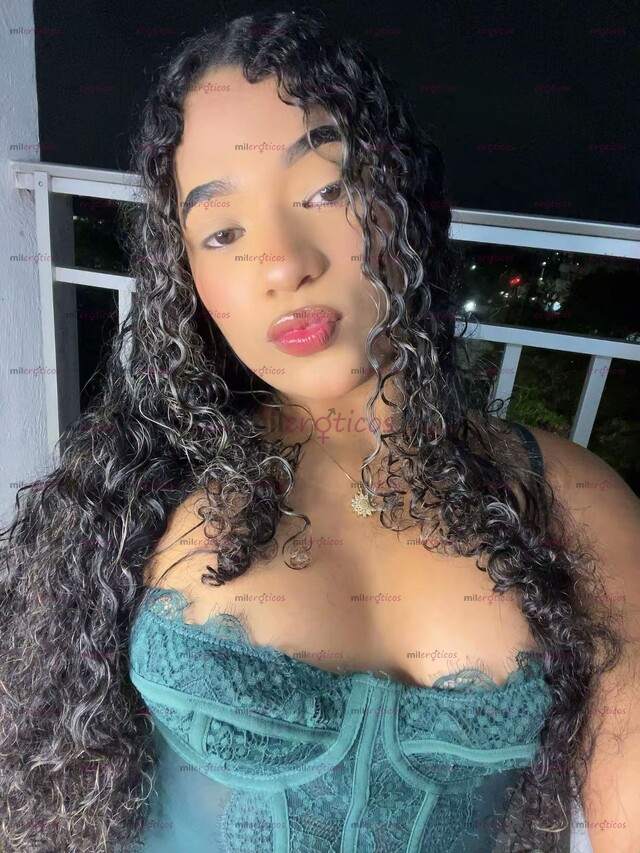 FOTOS DE LAURA LINDA Y EXCLUSIVA MORENITA RIZADA DE CULO GRANDE Y RICO
