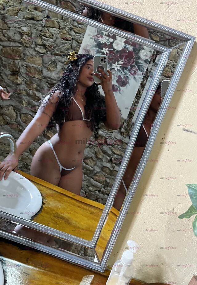 FOTOS DE LAURA LINDA Y EXCLUSIVA MORENITA RIZADA DE CULO GRANDE Y RICO