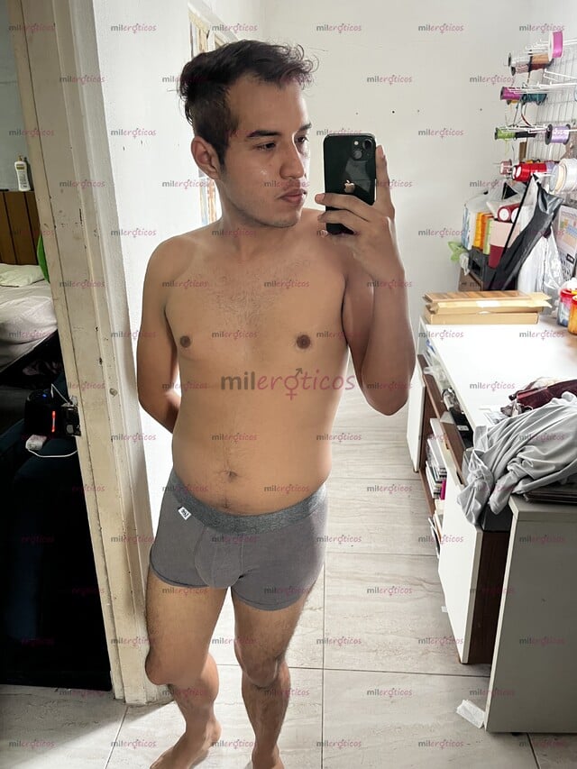 FOTOS DE JOVEN DOTADO COMPLACIENTE DOMICILIO CARIÑOSO