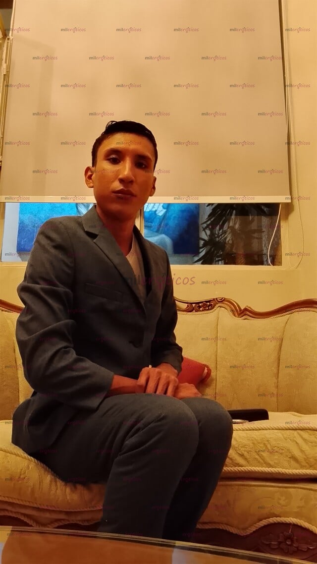 FOTOS DE NUEVO EN VALLARTA MORENITO PASIVO19AÑITOS, DELGADO SUAVE Y CON GANAS