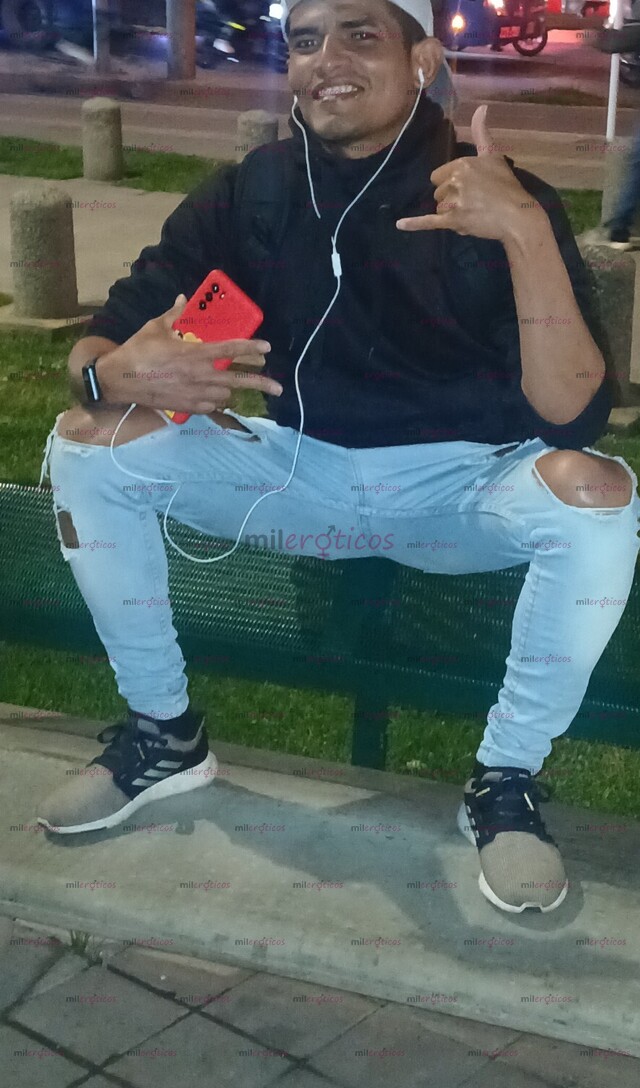 FOTOS DE HOLA MUCHO GUSTO SOY COSTEÑO CHICO VERSÁTIL
