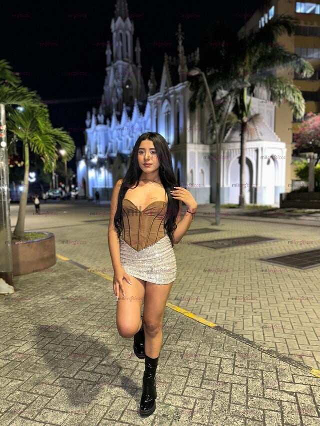 FOTOS DE DANIELA MAMADORA Y MUY ACTIVA SEXO SIN LÍMITES CONÓCEME