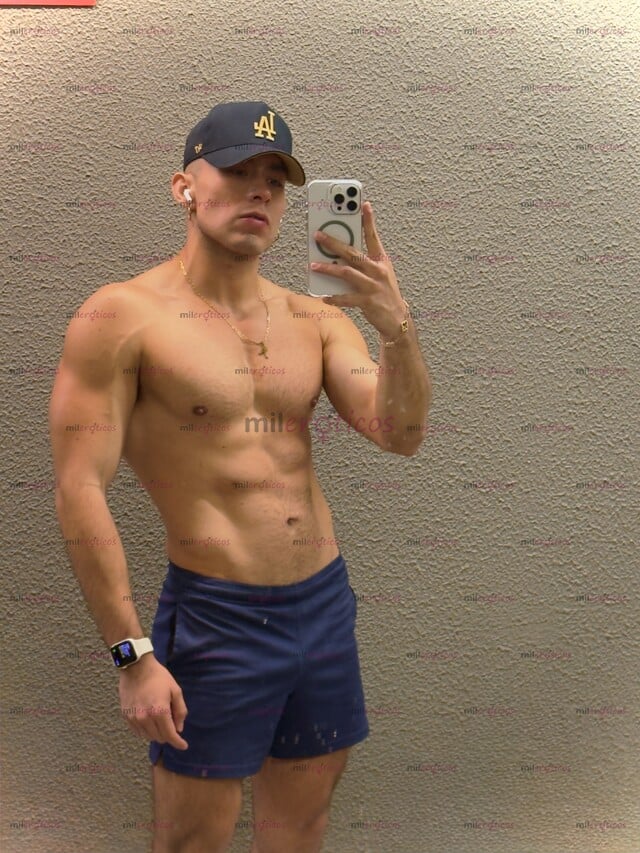 FOTOS DE CHACAL VARONIL CON RICO CULO Y VERGA, TE HARE PASAR UN MOMENTO SUPER RICO
