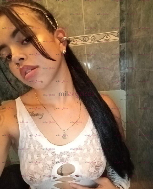 FOTOS DE LINDA CHICA APASIONADA, SIN AFANES Y MUY COMPLACIENTE