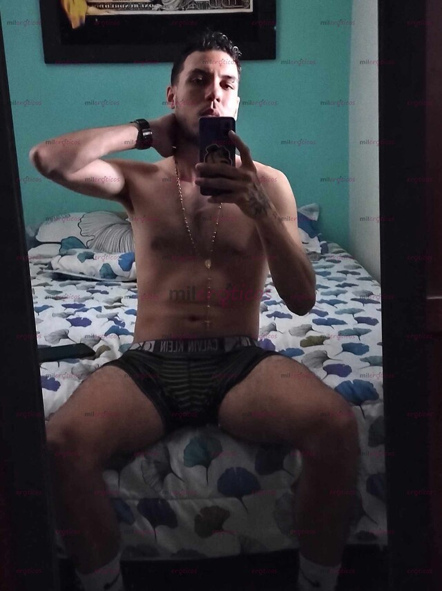 FOTOS DE DE NUEVO EN TU CIUDAD CHICO VERGÓN Y BIEN HOT PARA COMPLACER TUS MAS ÍNTIMAS