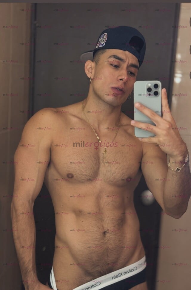 FOTOS DE CHACAL VARONIL CON RICO CULO Y VERGA, TE HARE PASAR UN MOMENTO SUPER RICO