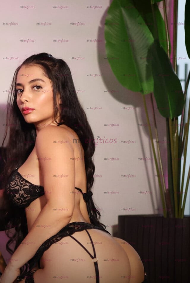 FOTOS DE EMILY SEDUCTORA Y DE MANOS QUE TE HARÁN SENTIR