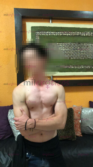 FOTOS DE JOVEN DELGADO DE TIJUANA, BUENA VIBRA, BUEN PAQUETE