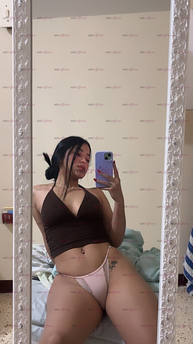 FOTOS DE BRENDA, 19 AÑOS JOVEN, PROVOCATIVA Y MUY JUGUETONA
