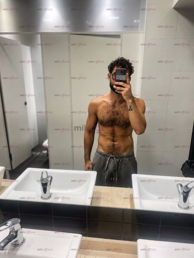 FOTOS DE MASAJISTA ARGENTINO, PROFE DE YOGA Y TANTRA