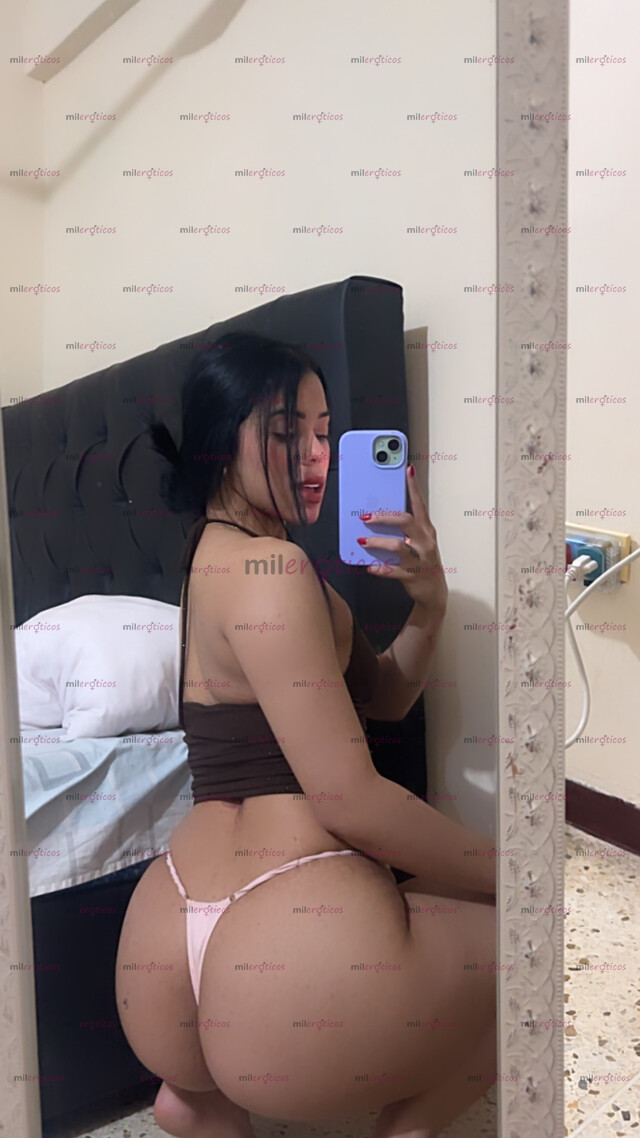 FOTOS DE BRENDA, 19 AÑOS JOVEN, PROVOCATIVA Y MUY JUGUETONA