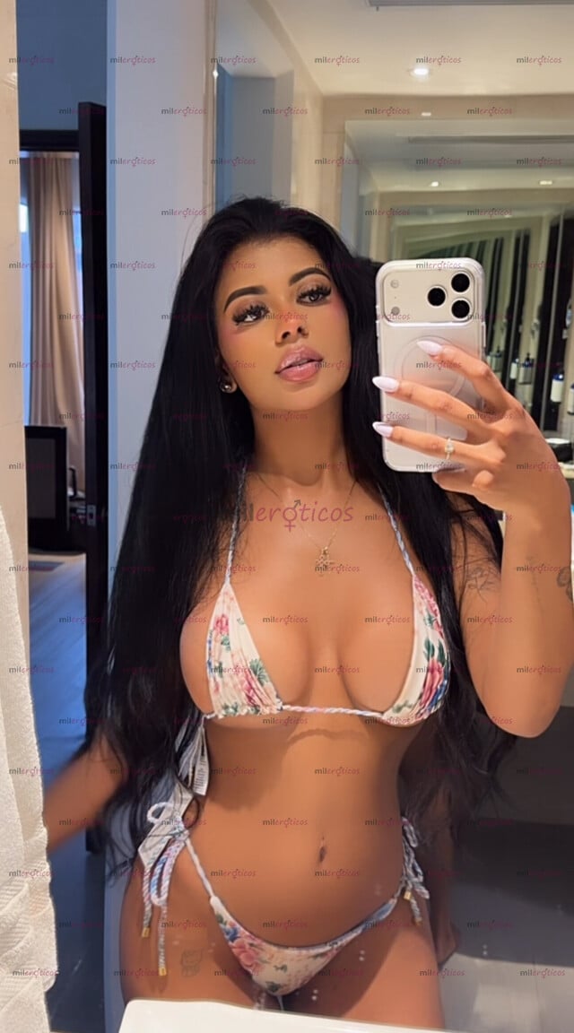 FOTOS DE JOVENCITA CUERPO DE GYM COMPLACIENTE Y DIVERTIDA BRINDO ORAL AL NATURAL Y BESOS