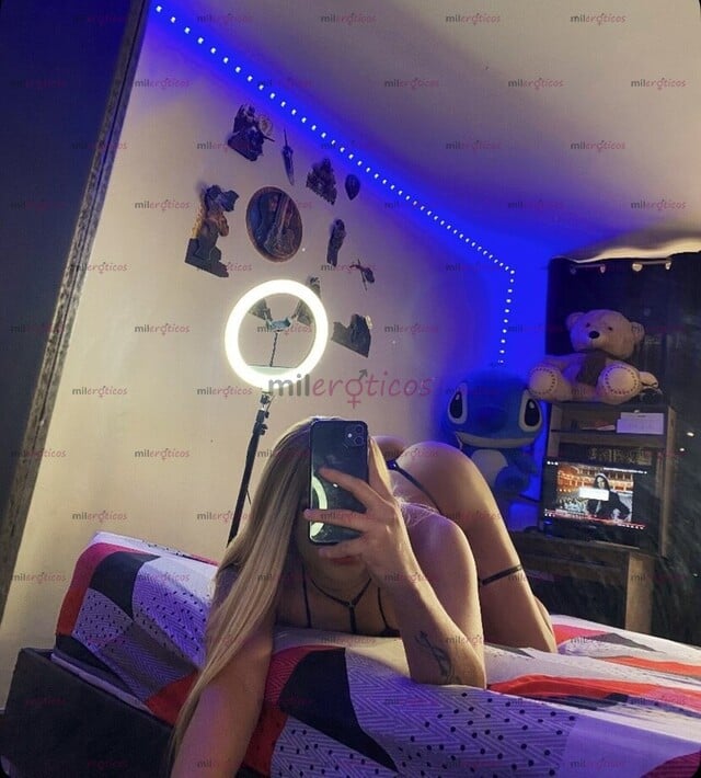 FOTOS DE NIÑA FEMENINA, 22 CM DE VERGA GRUESA, LECHERA ROSADA CON MUCHA PENA