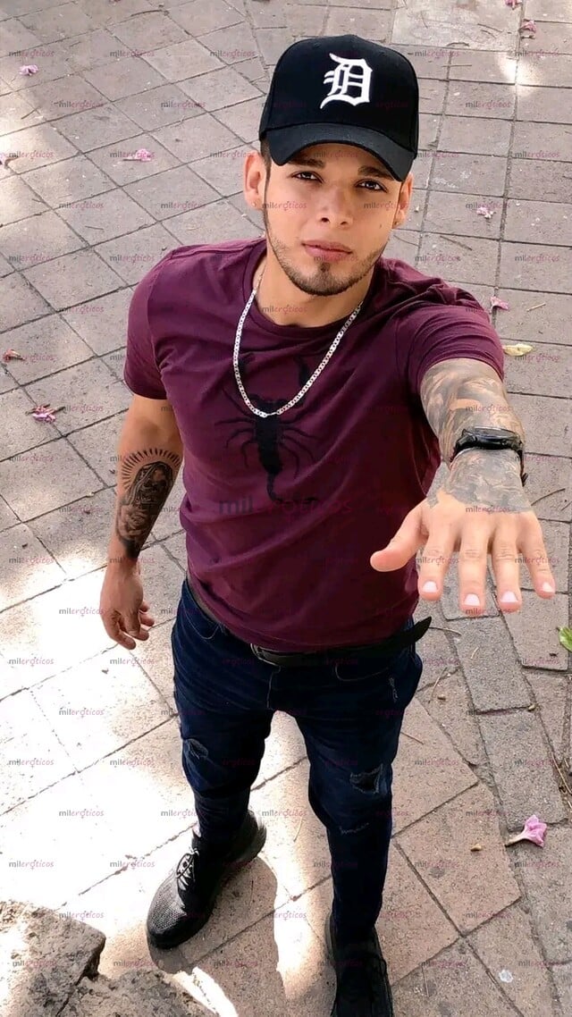 FOTOS DE COMETE MIS MECOS TE COJO TENGO LUGAR CABRON VARONIL PARA DARTE VERGA