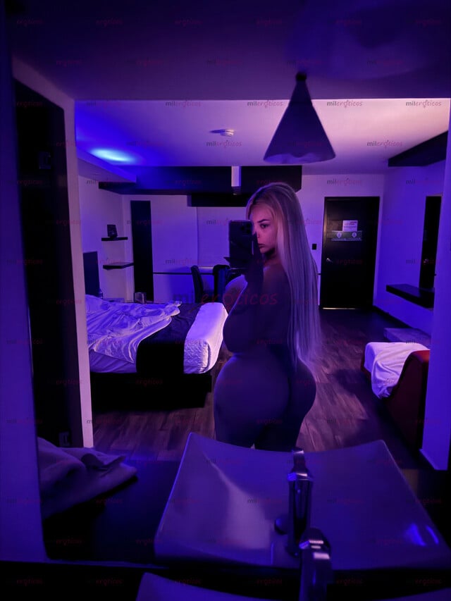 FOTOS DE RUBIA DE LUJO, ELEGANTE Y MUY COMPLACIENTE