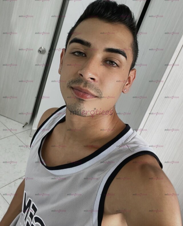 FOTOS DE SERVICIO SOLO A DOMICILIO, CHICO PAISA VERSATIL VERGON MUY COMPLACIENTE