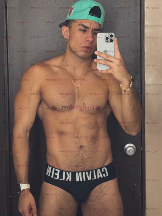 FOTOS DE CHACAL VARONIL CON RICO CULO Y VERGA, TE HARE PASAR UN MOMENTO SUPER RICO