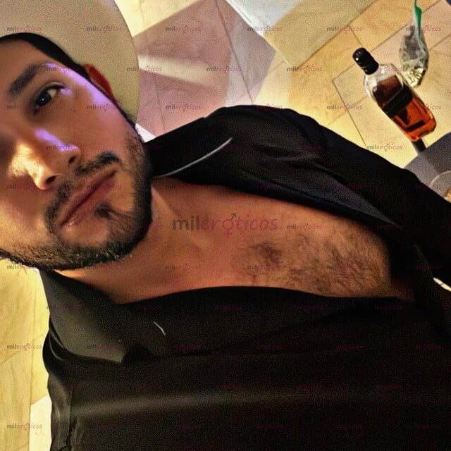 FOTOS DE NORTEÑO MUY CALIENTE Y VERGON LISTO PARA DARTE LECHE