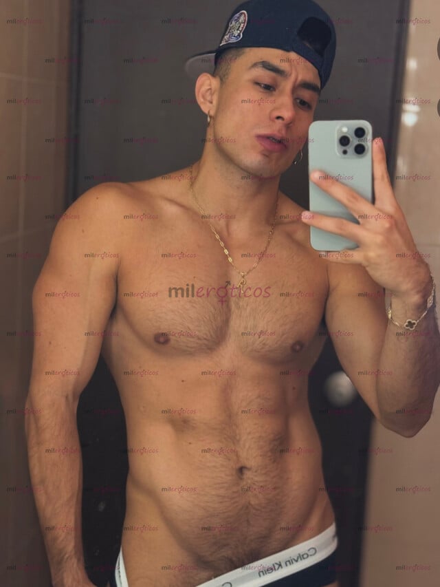 FOTOS DE CHACAL VARONIL CON RICO CULO Y VERGA, TE HARE PASAR UN MOMENTO SUPER RICO