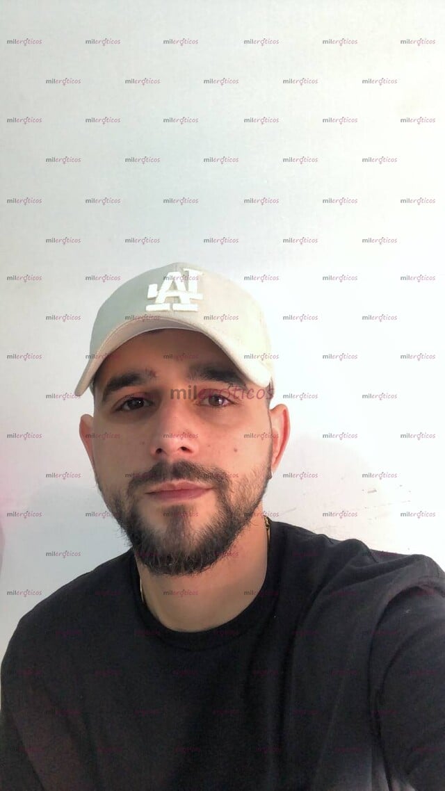 FOTOS DE EXTRANJERO XL VERGON LECHERO,COMPLACIENTE!