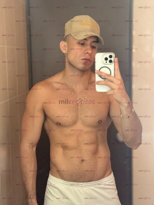 FOTOS DE CHACAL VARONIL CON RICO CULO Y VERGA, TE HARE PASAR UN MOMENTO SUPER RICO