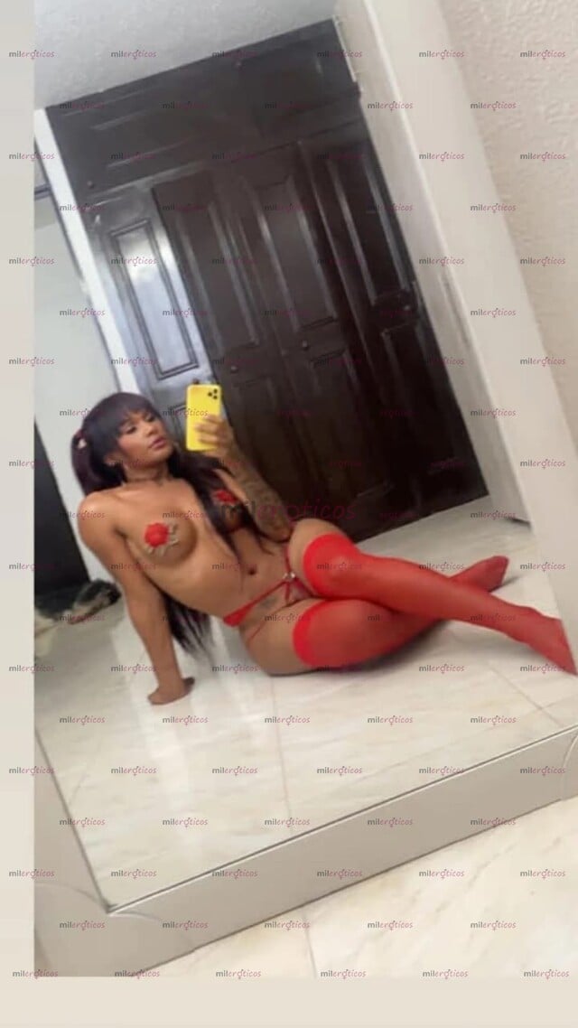 FOTOS DE TU CHICA FEMENINA CON 20 CM DOTADA RE MORBOSA PERVERTIDA Y COMPLACIENTE