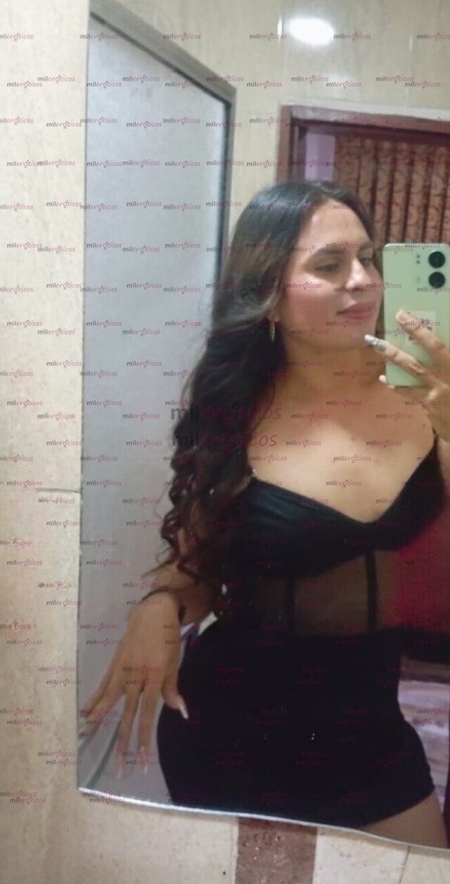 FOTOS DE NENA TRANS COMPLACIENTE CON GANAS DE MUCHO SEXO