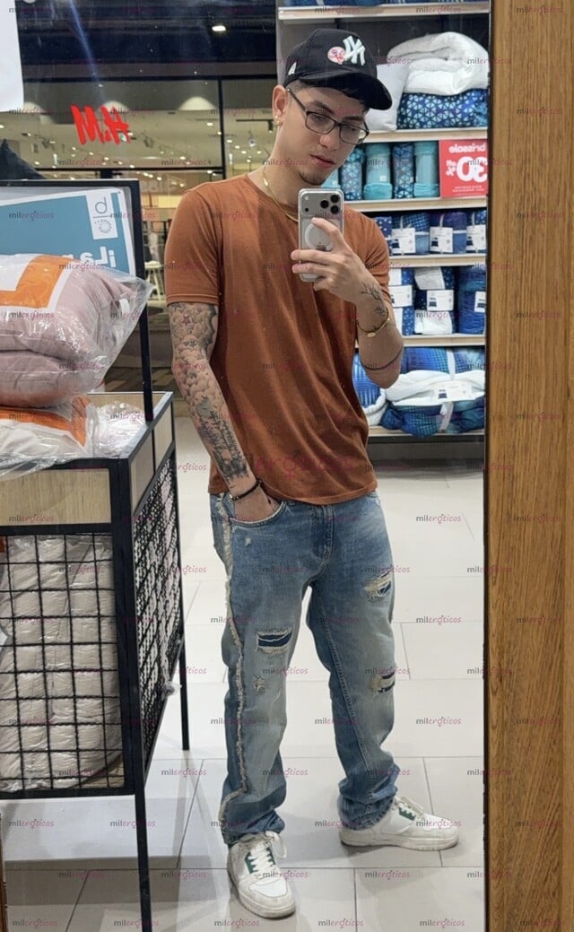 FOTOS DE 22 CM CHICO DOTADO CON SITIO SOY DISCRETO ALTO VARONIL
