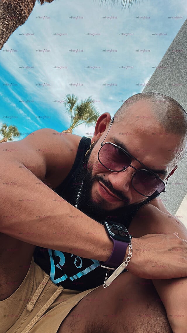 FOTOS DE VERGON VERGA GRUESA Y VENUDA ,BISEXUAL ACTIVO COGELON
