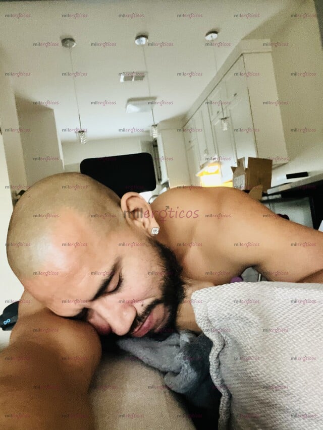FOTOS DE VERGON VERGA GRUESA Y VENUDA ,BISEXUAL ACTIVO COGELON