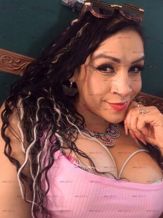 FOTOS DE SOY ELIZABETH,LA PELÍNEGRA MÁS HERMOSA,RICA Y COMPLACIENTE DE TODA LA RED
