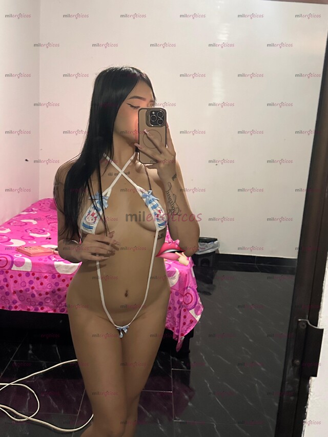FOTOS DE CALIENTE VENEZOLANITA, HERMOSA FLAQUITA, ESTRECHITA Y APRETADITA