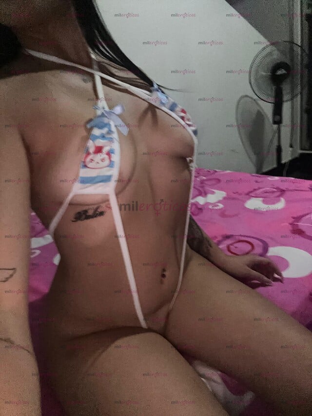 FOTOS DE CALIENTE VENEZOLANITA, HERMOSA FLAQUITA, ESTRECHITA Y APRETADITA