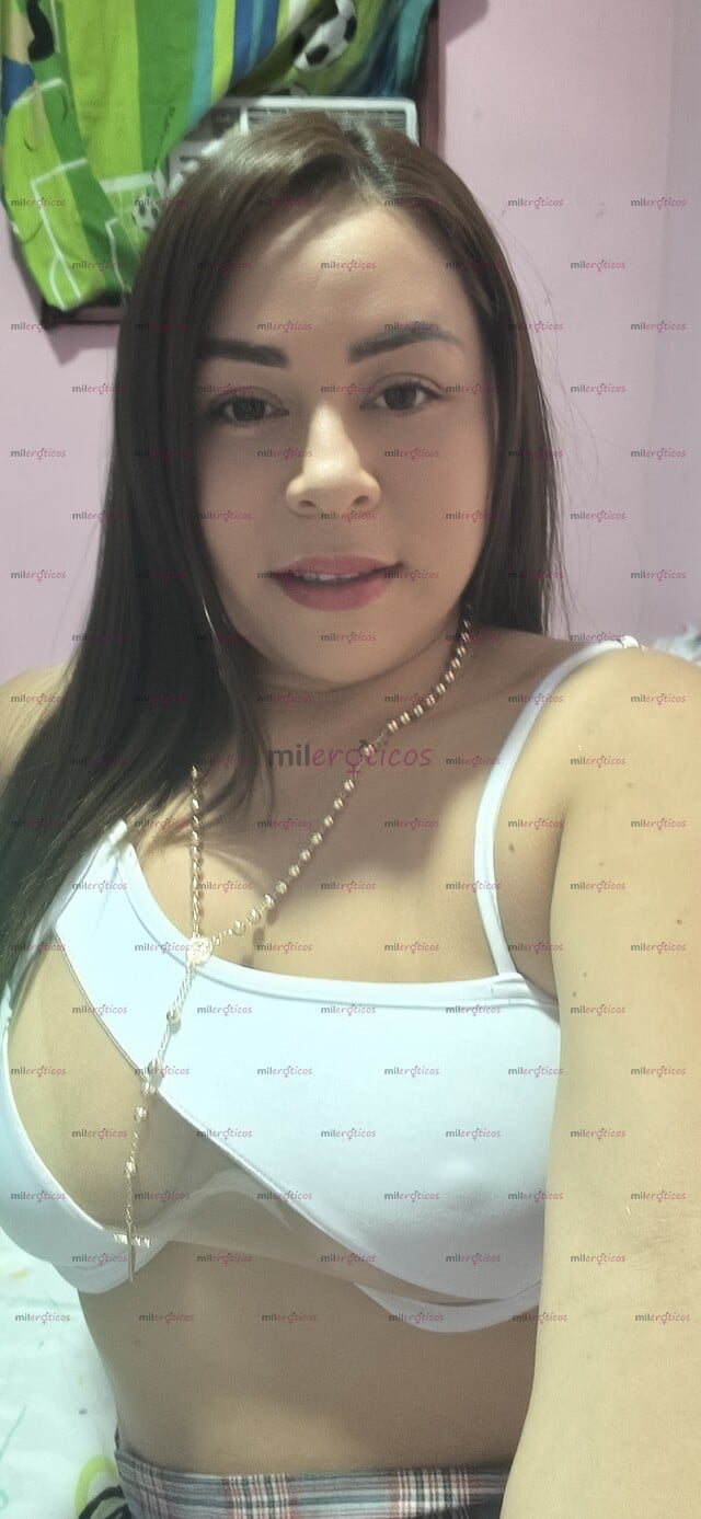 FOTOS DE TU MILF CAROLINA DE MENTE ABIERTA DESCOMPLICADA COMPLACIENTE EN LA PASO ANCHO