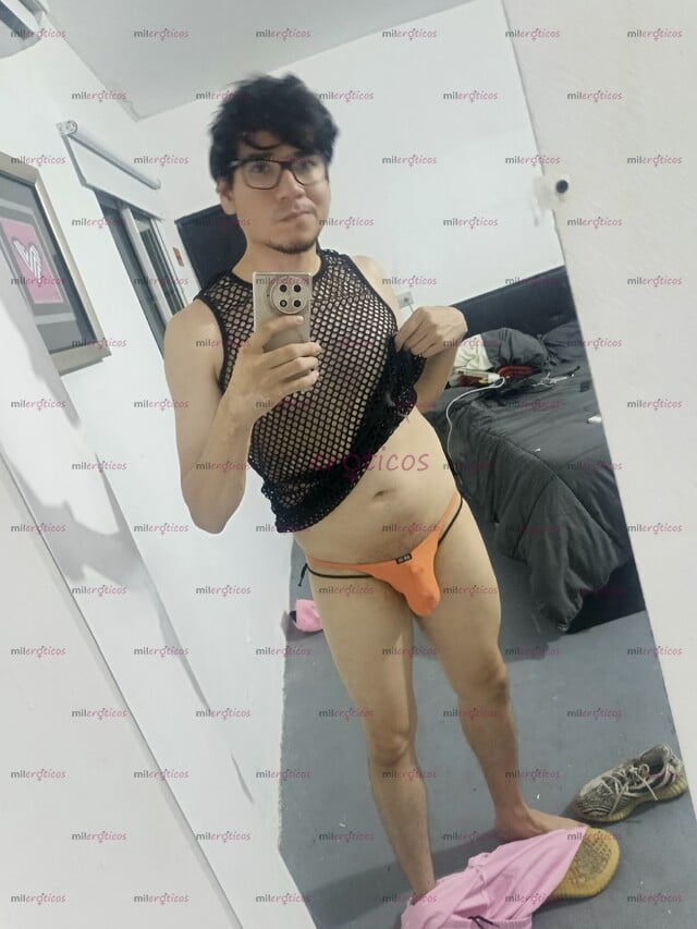 FOTOS DE CHICO NERD GEEK GAY PASIVO Y OTAKU, QUE LE GUSTNA LAS COSAS TIERNAS Y EL SEXO FU