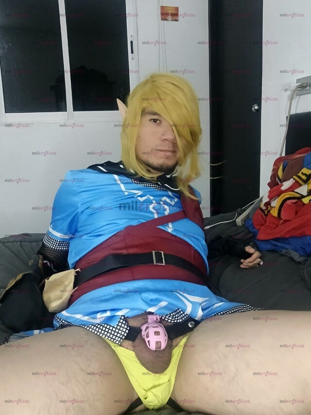 FOTOS DE CHICO NERD GEEK GAY PASIVO Y OTAKU, QUE LE GUSTNA LAS COSAS TIERNAS Y EL SEXO FU