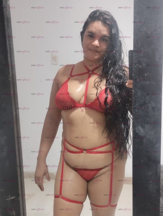 FOTOS DE CHICA SEXY, CALIENTE, EXTROVERTIDA Y CARIÑOSA