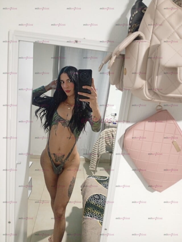 FOTOS DE FLACA EXOTICA CON VERGA GRUESA Y GRANDE DISPUESTA A ROMPERTE ESE CULO BIEN RICO