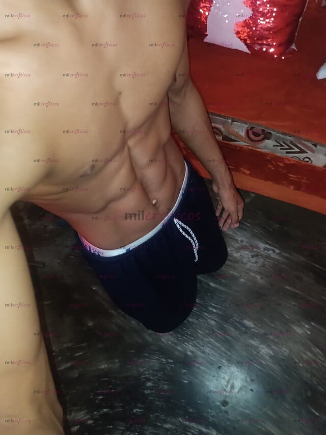 FOTOS DE HABLENME TOD S LA PASARAN DEMASIADO RICO CONMIGO SOY FLACO