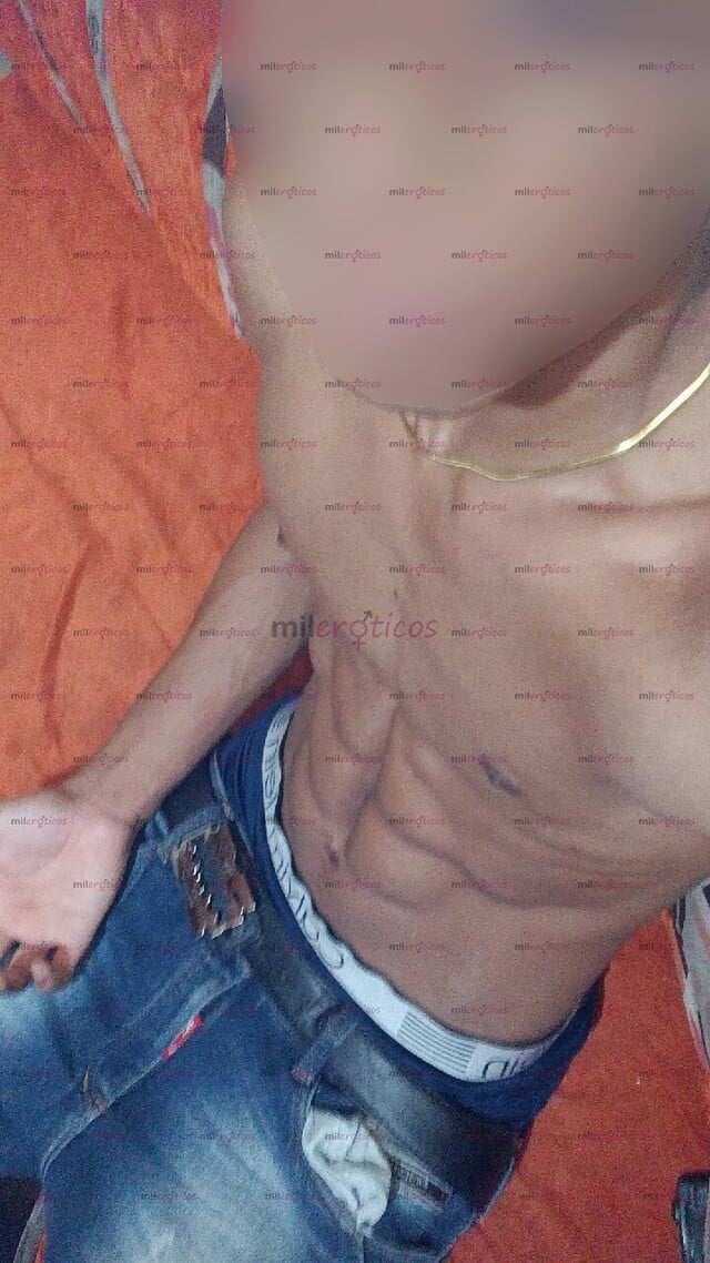 FOTOS DE HABLENME TOD S LA PASARAN DEMASIADO RICO CONMIGO SOY FLACO