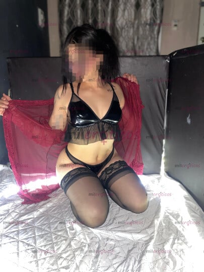 FOTOS DE AMOR SOY KARLA CHICA DE 22 AÑOS DELGADITA SUPER CALIENTE