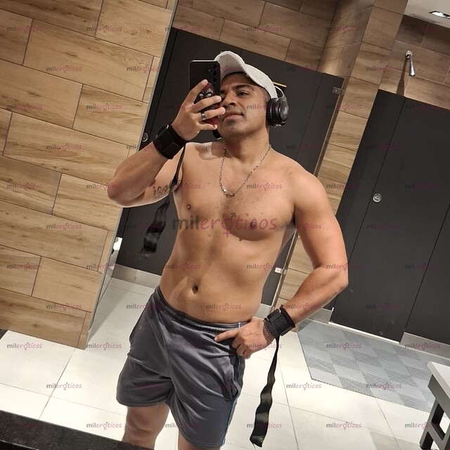 FOTOS DE ACA VATO.MORENO COGELON CHACAL CON GANAS DE SEX