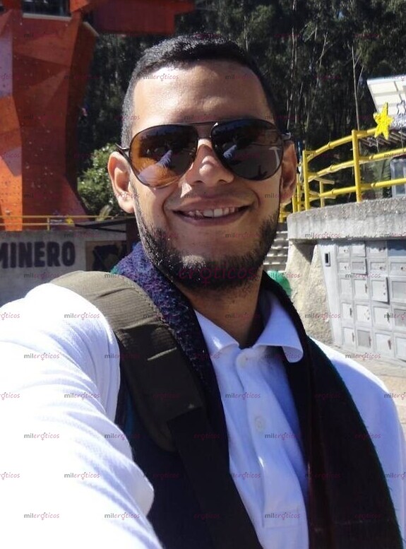 FOTOS DE USAQUEN VERGA GRANDE Y GRUESA ALEXANDER SOUSA CABALLERO IDEAL PARA TUS PLACERES.