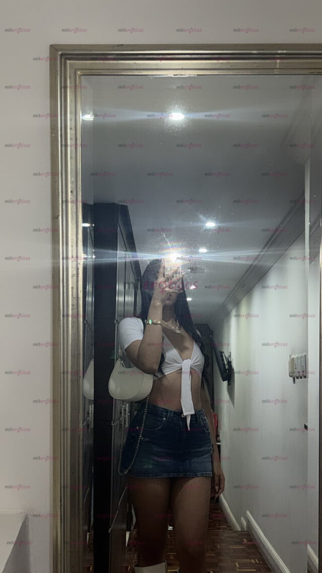 FOTOS DE MADDY NIÑA TRANS DE 19 AÑOS SÚPER CALIENTE Y COMPLACIENTE